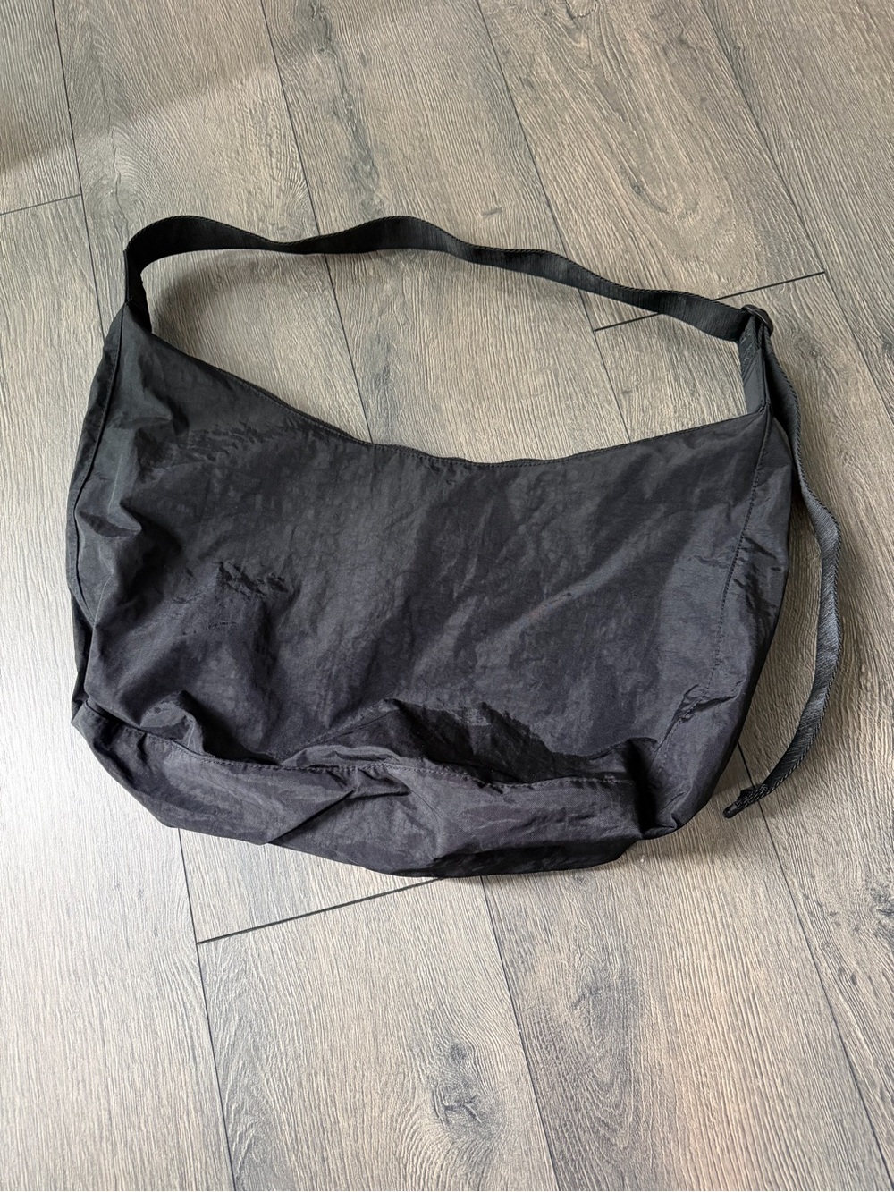 Baggu large black crescent